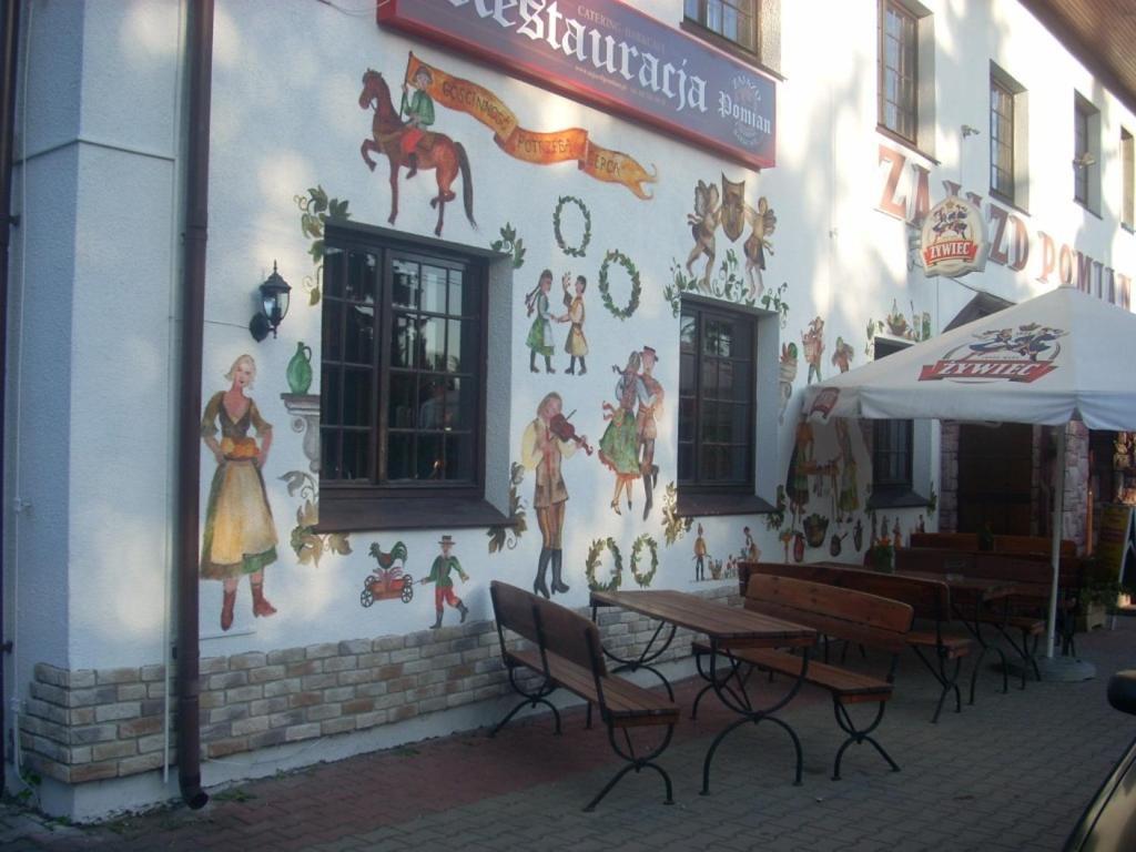 Zajazd Pomian Ozarow Mazowiecki Exterior foto