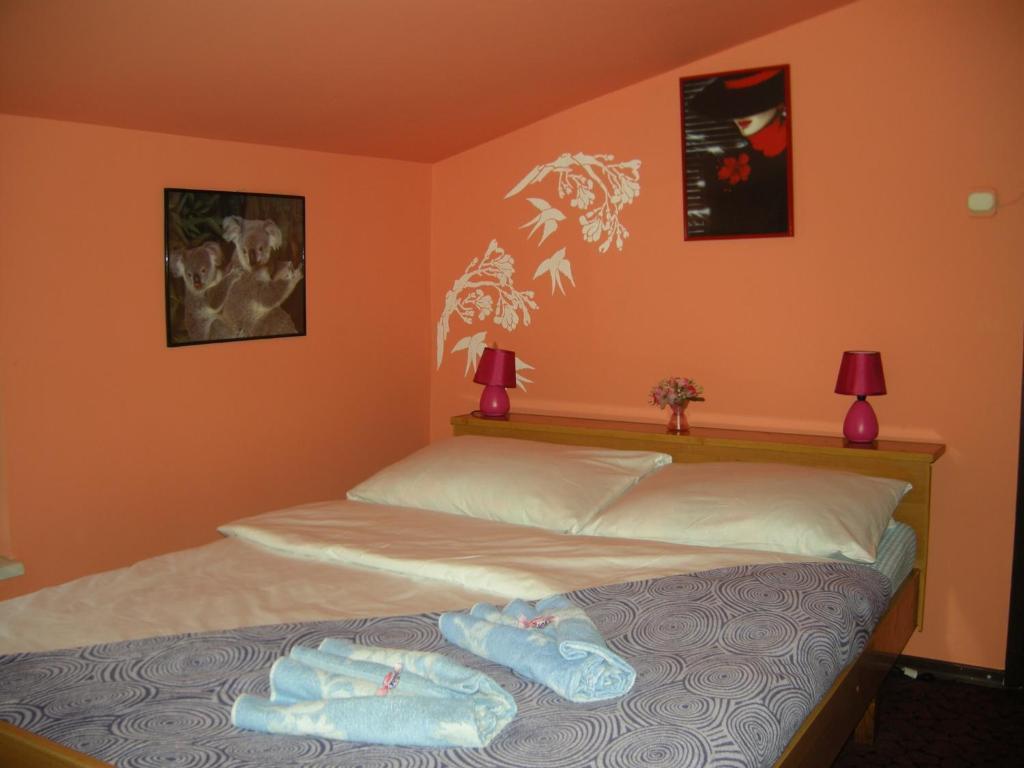 Zajazd Pomian Ozarow Mazowiecki Exterior foto
